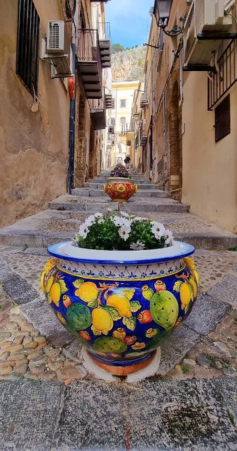 Terrazza Caracciolo Apartment Cefalu